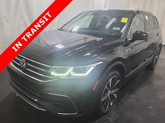 VOLKSWAGEN TIGUAN 4MOTION 2022 3VV4B7AX8NM055575 image